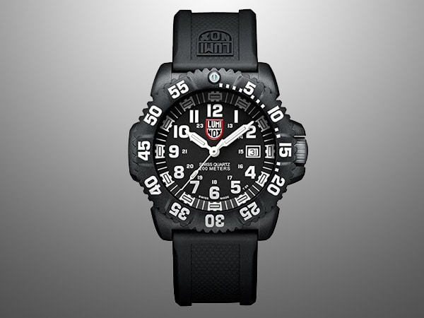 best men's watches under 200 Luminox