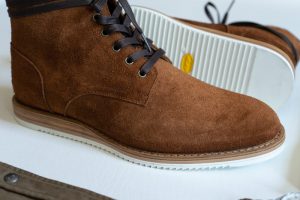 Oliver Cabell Prairie Roughout boot closeup